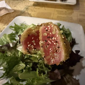 Lily's Seafood - Lily's Signature Seared Sesame Tuna - Breweries Near Me - Royal Oak, Michigan