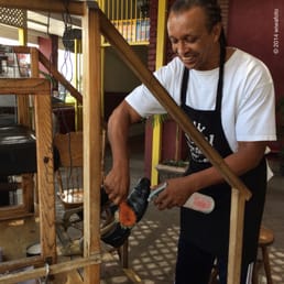 This guy is so happy to shine my shoes it makes me smile! This guy is so happy to shine my shoes it makes me smile!