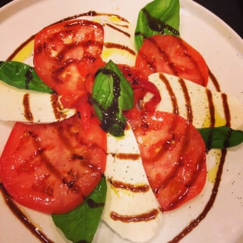 Basil Brick Oven Pizza - Pizza Near Me - Astoria, New York