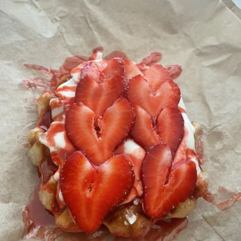 Vova Cafe - Strawberry cream croffle - Coffee & Tea Near Me - Las Vegas, Nevada Vova Cafe - Strawberry cream croffle - Coffee & Tea Near Me - Las Vegas, Nevada