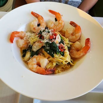 Lara’s Fine Dining - Fettuccine - Italian Near Me - Richmond, California Lara’s Fine Dining - Fettuccine - Italian Near Me - Richmond, California