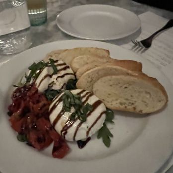 Emerson's - Burrata - Cocktail Bars Near Me - Pittsburgh, Pennsylvania