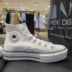 Foot Locker - Converse platform high tops