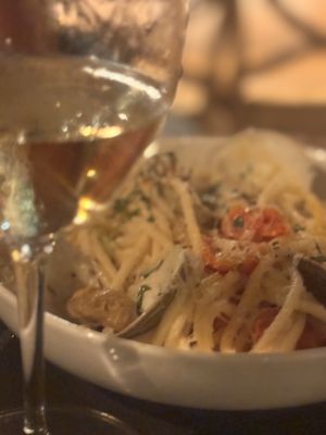 Community Table by null