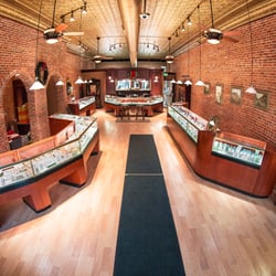 Designing Jewelers - Designing Jewelers, La Crosse, Wisconsin