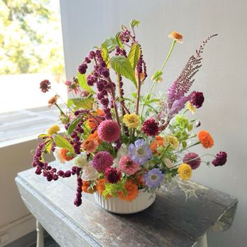 Kawa Flowers - Florists Near Me - Lake Oswego, Oregon