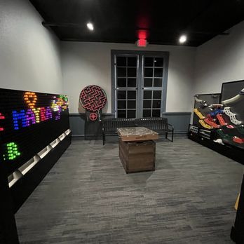 The Amazing Mirror Maze - Discovery room - Challenge Courses Near Me - San Antonio, Texas The Amazing Mirror Maze - Discovery room - Challenge Courses Near Me - San Antonio, Texas