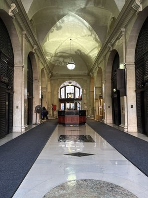 The David N. Dinkins Manhattan Municipal Building by null
