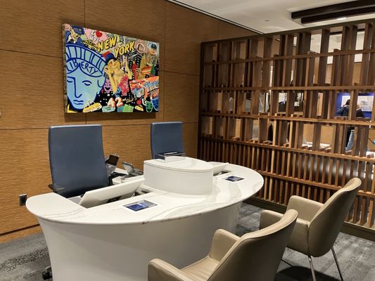 Delta Sky Club by null