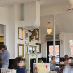 Lucky Detroit Coffee & Espresso - Interior