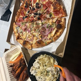Santa Barbara Pizza House - Pizza Near Me - Santa Barbara, California Santa Barbara Pizza House - Pizza Near Me - Santa Barbara, California