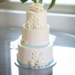 Pacific La Mer (mex vanilla bean, buttercream) Wedding Cake, all sizes available