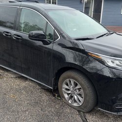 B & B Auto Center - Flat tire