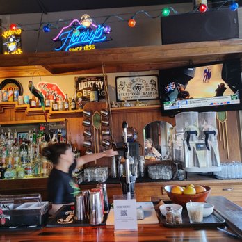 McPeets Portland Pub - a woman behind the bar - Pubs Near Me - Portland, Oregon