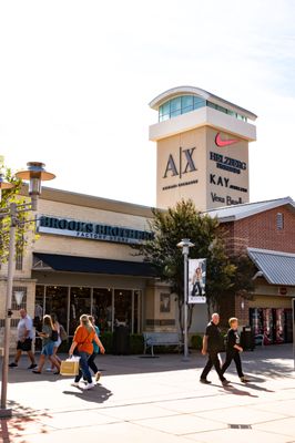 Houston Premium Outlets by null