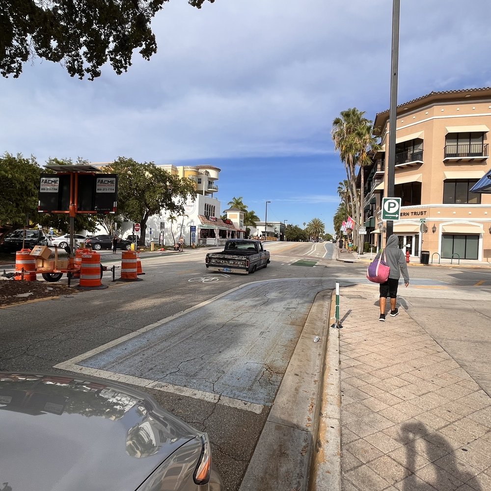 Las Olas Boulevard - Local Flavor Near Me - Fort Lauderdale, Florida Las Olas Boulevard - Local Flavor Near Me - Fort Lauderdale, Florida