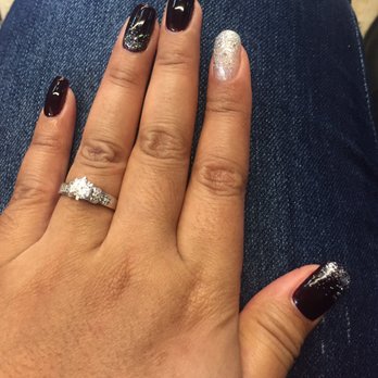 Bailey Salon - Gel polish with silver glitter by Jenny - Hair Salons Near Me - Mountain View, California Bailey Salon - Gel polish with silver glitter by Jenny - Hair Salons Near Me - Mountain View, California
