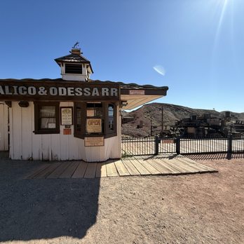 Maggie's Mine - Haunted Houses Near Me - Yermo, California Maggie's Mine - Haunted Houses Near Me - Yermo, California