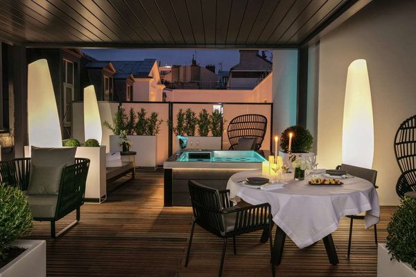 Niepce Paris Hotel, Curio Collection by Hilton by null