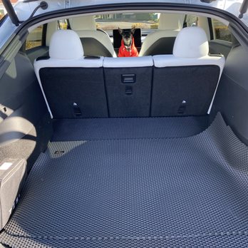 Carlie's Tesla - Lots of room for luggage. - Airport Shuttles Near Me