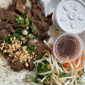 Pho Hoang - 30. Charcoal-Broiled Pork Vermicelli - Vietnamese Near Me - Austin, Texas Pho Hoang - 30. Charcoal-Broiled Pork Vermicelli - Vietnamese Near Me - Austin, Texas
