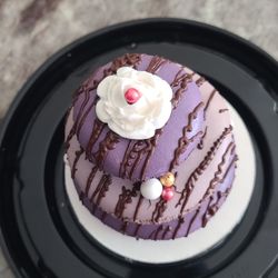 Honey B's Macarons