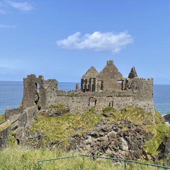 Wild Rover Tours - Dunluce Castle - Tours Near Me - Dublin, D Wild Rover Tours - Dunluce Castle - Tours Near Me - Dublin, D