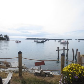 McLoons Lobster Shack - Seafood Near Me - South Thomaston, Maine