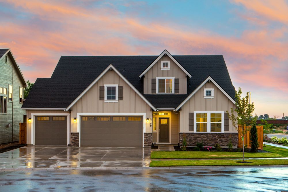 Hialeah Garage Door Services - Garage Door Contractor in Hialeah, FL