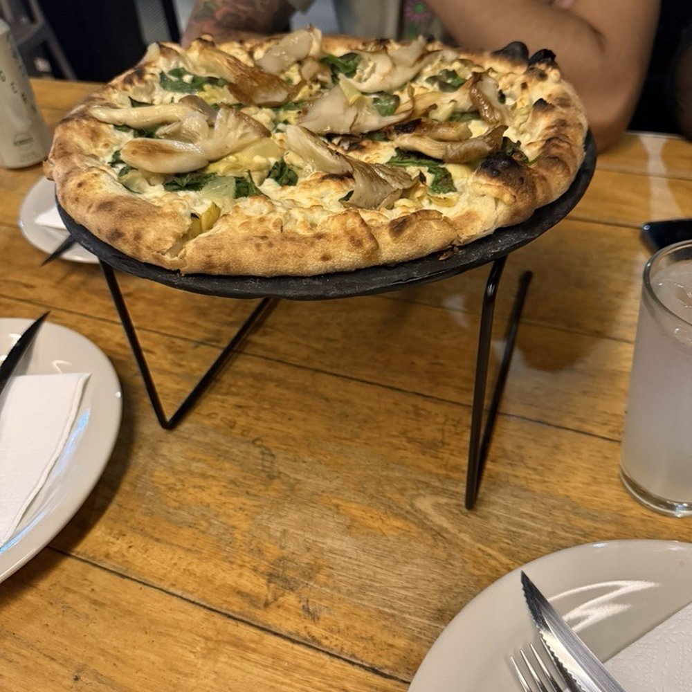 Rupestre - Vegan Limón Higo & Alcachofa, with setas and without higos - Pizza Near Me - Guadalajara, JAL
