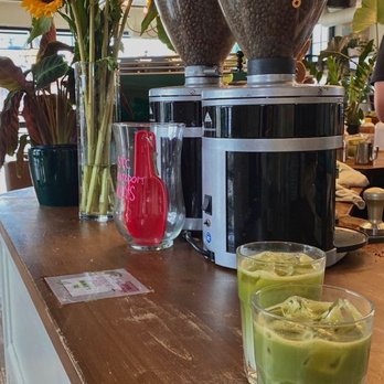 Smile Tiger Coffee Roasters - Coffee Roasteries Near Me - Kitchener, Ontario Smile Tiger Coffee Roasters - Coffee Roasteries Near Me - Kitchener, Ontario