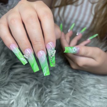 T Nails - Nail Salons Near Me - Citrus Heights, California