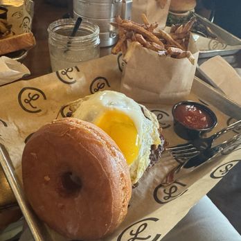 Cooper's Ice House - Donut brunch burger - Beer Bar Near Me - San Antonio, Texas Cooper's Ice House - Donut brunch burger - Beer Bar Near Me - San Antonio, Texas