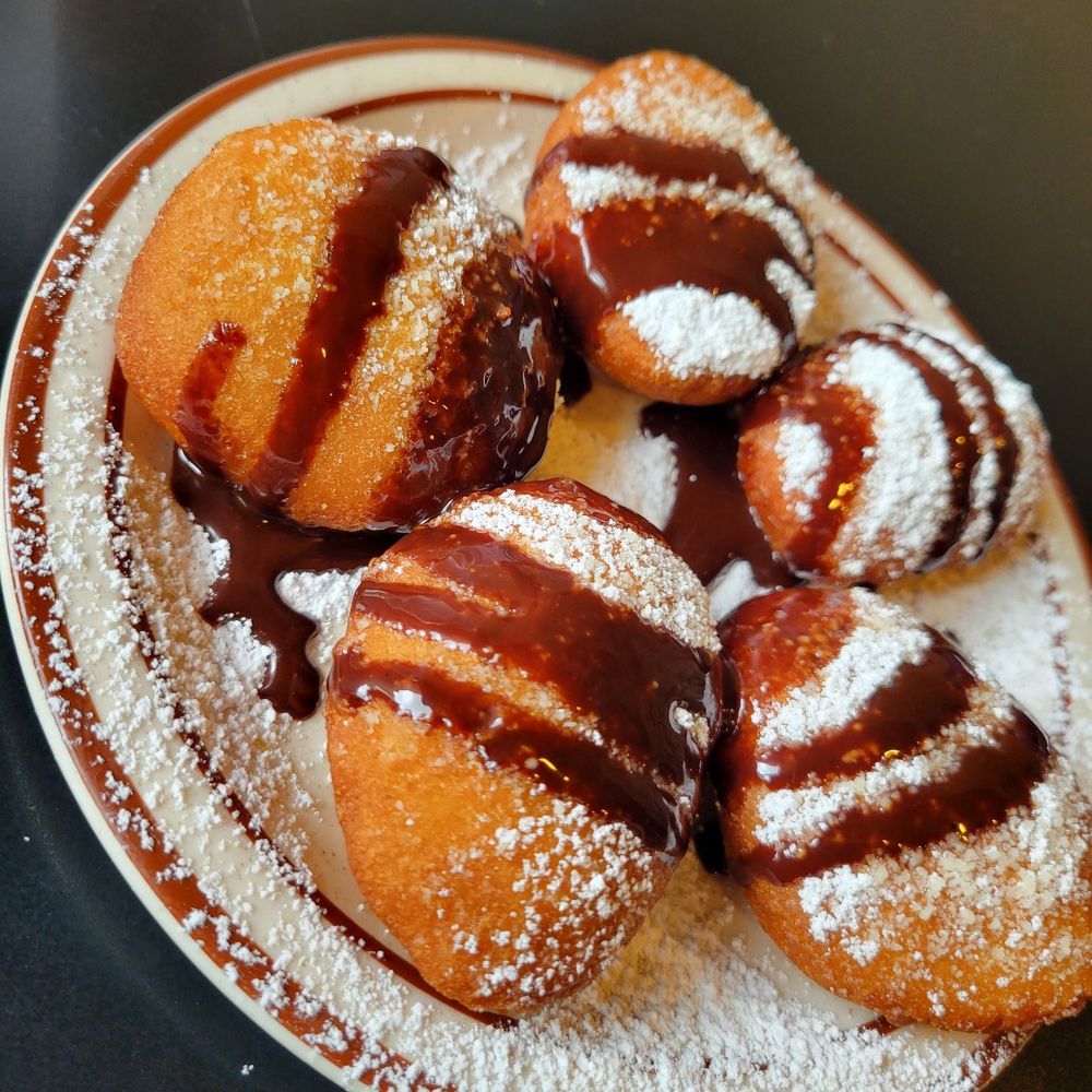 Beignets (5) Beignets (5)