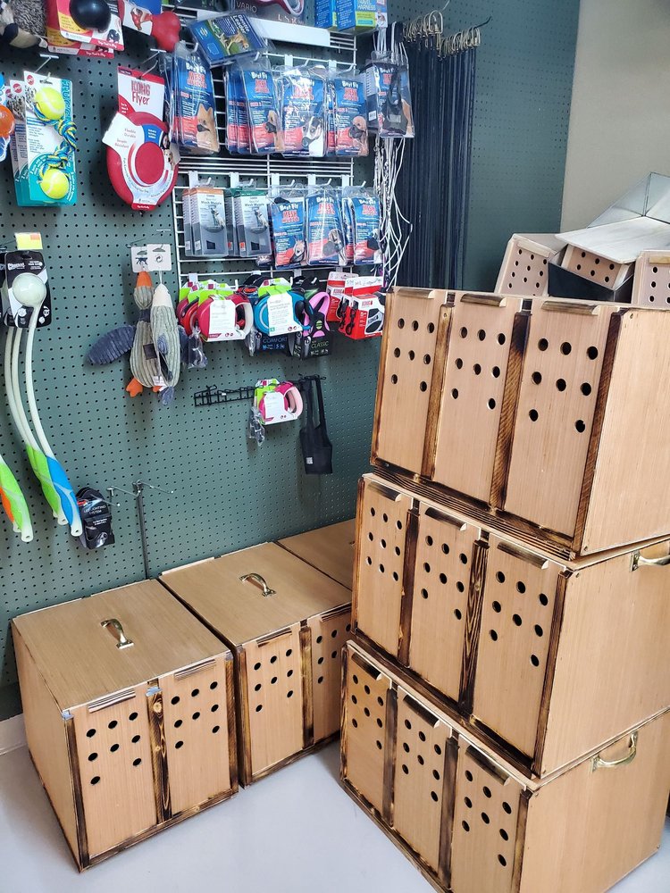 HOUSTON FEED STORE Updated April 2024 17 Photos 1043 E Houston Ave, Visalia, California