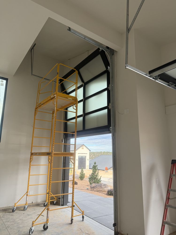 Independence Garage Door Services - Garage Door Contractor in Cedar City, UT