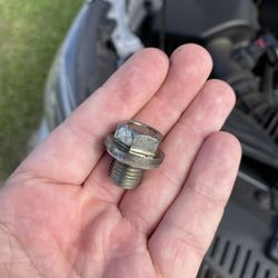 Jiffy Lube - Drain plug found laying in my driveway where giant oil puddle was