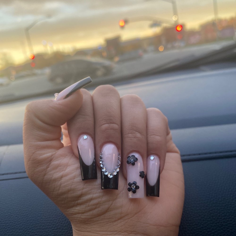 Minaillium - Nail Salons Near Me - Valencia, California Minaillium - Nail Salons Near Me - Valencia, California
