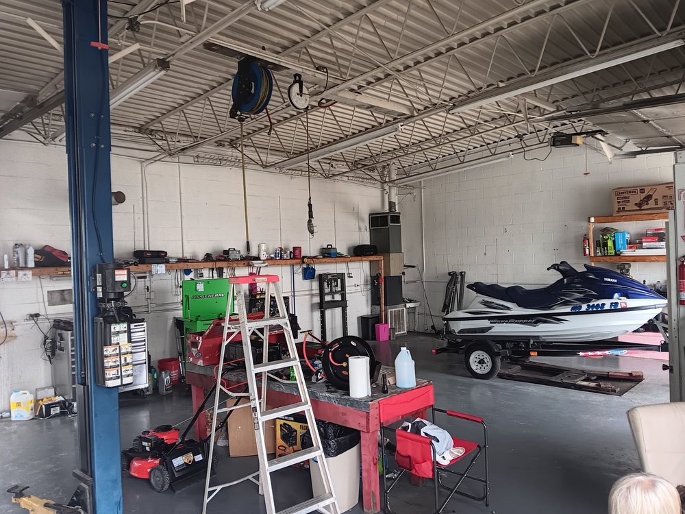 DAVIS AUTO REPAIR Updated June 2024 Request a Quote 135 North