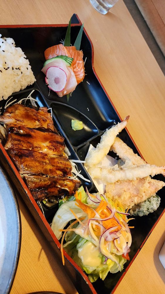 MIKADO DOWNTOWN Updated September 2024 172 Photos & 94 Reviews