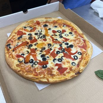 The Pizza Joint - Pepper and olive pizza - Pizza Near Me - Chagrin Falls, Ohio