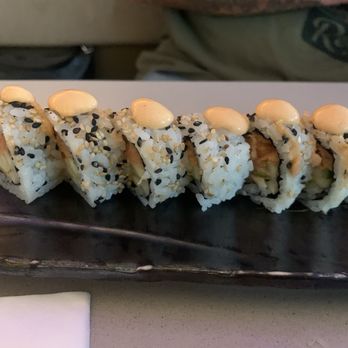Paperfish Sushi - The spicy tuna roll - Sushi Bars Near Me - Miami, Florida Paperfish Sushi - The spicy tuna roll - Sushi Bars Near Me - Miami, Florida