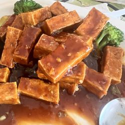 China Wok - The best place ever! General tso tofu! The best flavor and fresh