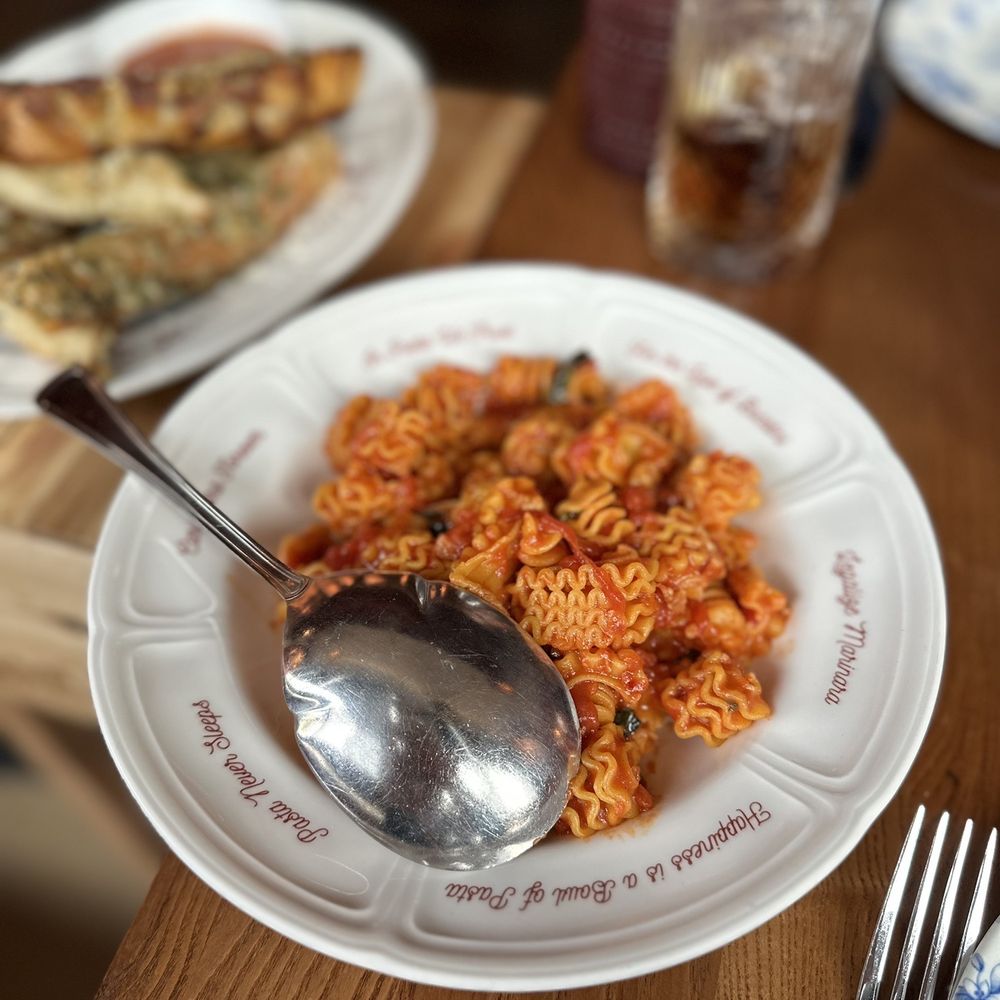 Sfoglina - Downtown - Radiatore all' Arrabiata - Italian Near Me - Washington, DC, District of Columbia Sfoglina - Downtown - Radiatore all' Arrabiata - Italian Near Me - Washington, DC, District of Columbia