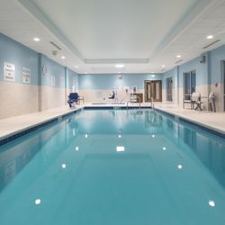 Holiday Inn Express & Suites Meridian-Boise West - Enjoy a dip in the pool, or a nice relaxing night in the hot tub.