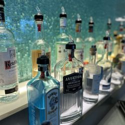 American Airlines Flagship Lounge - More cocktail you can mix yourself