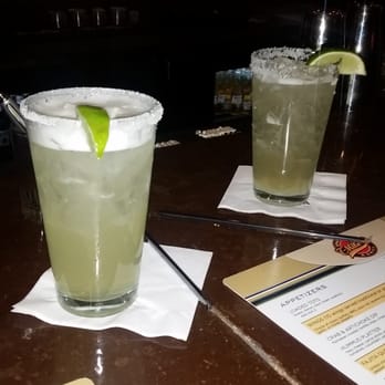 Richmond Marriott - Margaritas from T. Miller's - Hotels Near Me - Richmond, Virginia