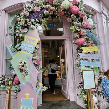 Peggy Porschen Cakes - Patisserie/Cake Shop Near Me - London, XGL Peggy Porschen Cakes - Patisserie/Cake Shop Near Me - London, XGL