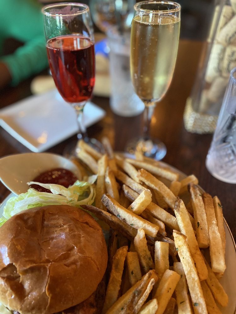 THE WINE GARDEN CLOSED Updated July 2024 49 Photos & 26 Reviews