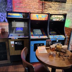 Replay Beer and Bourbon - Arcade games